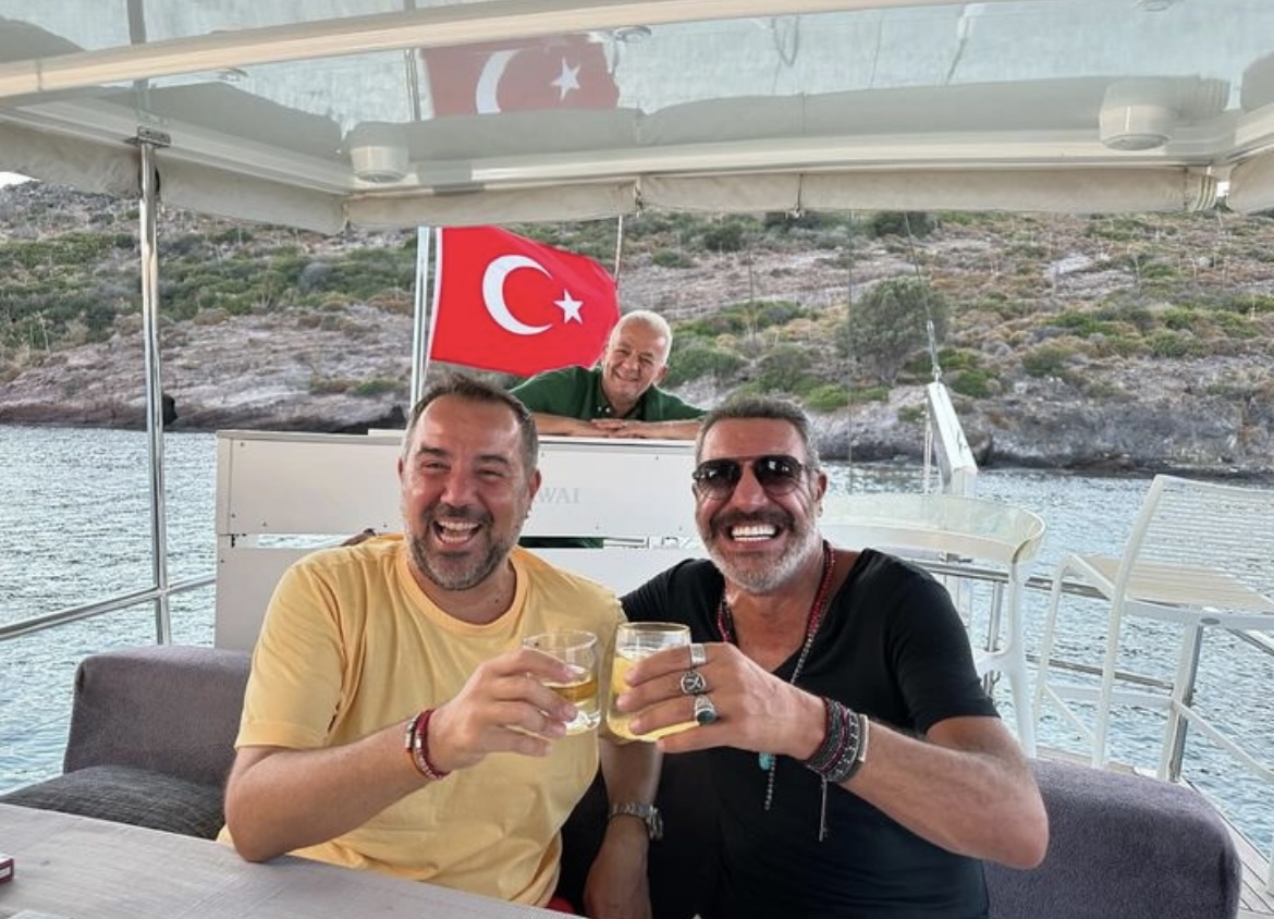 Ata Demirer’den Bodrum’da Hem Tatil, Hem Dizi: ‘ALARGA’