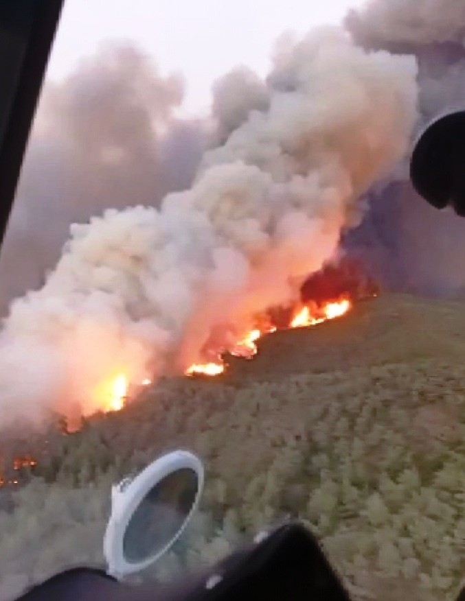 SON DAKİKA! Marmaris’teki orman yangını rüzgar nedeniyle büyüdü, ekiplerin müdahalesi sürüyor