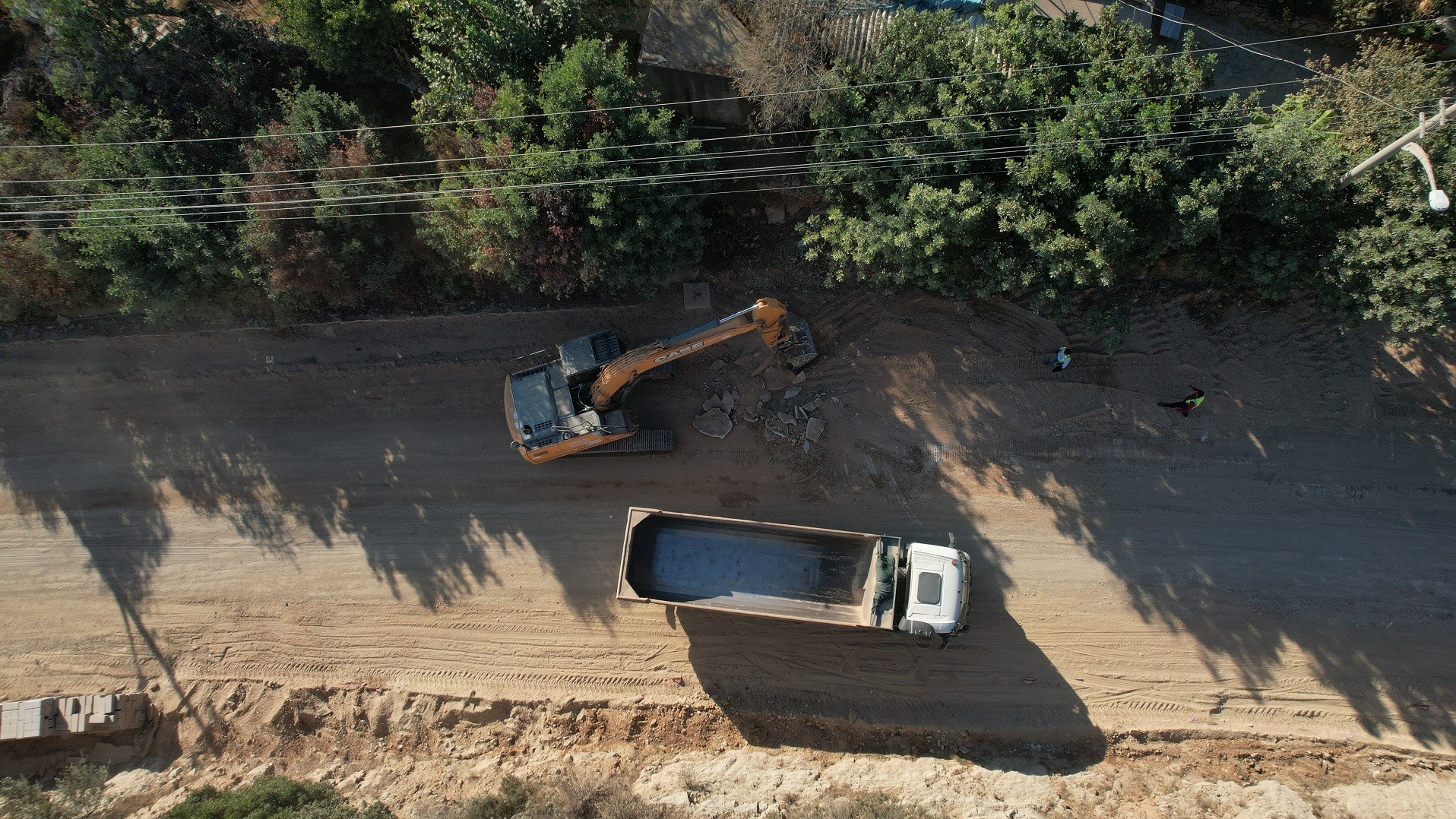 Mümtaz Ataman caddesinde yol ve kaldırım çalışmaları başlıyor