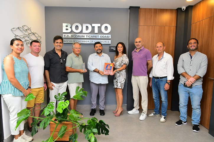 Bodrumspor Yelken’den BODTO Başkanı Kocadon’a plaket 