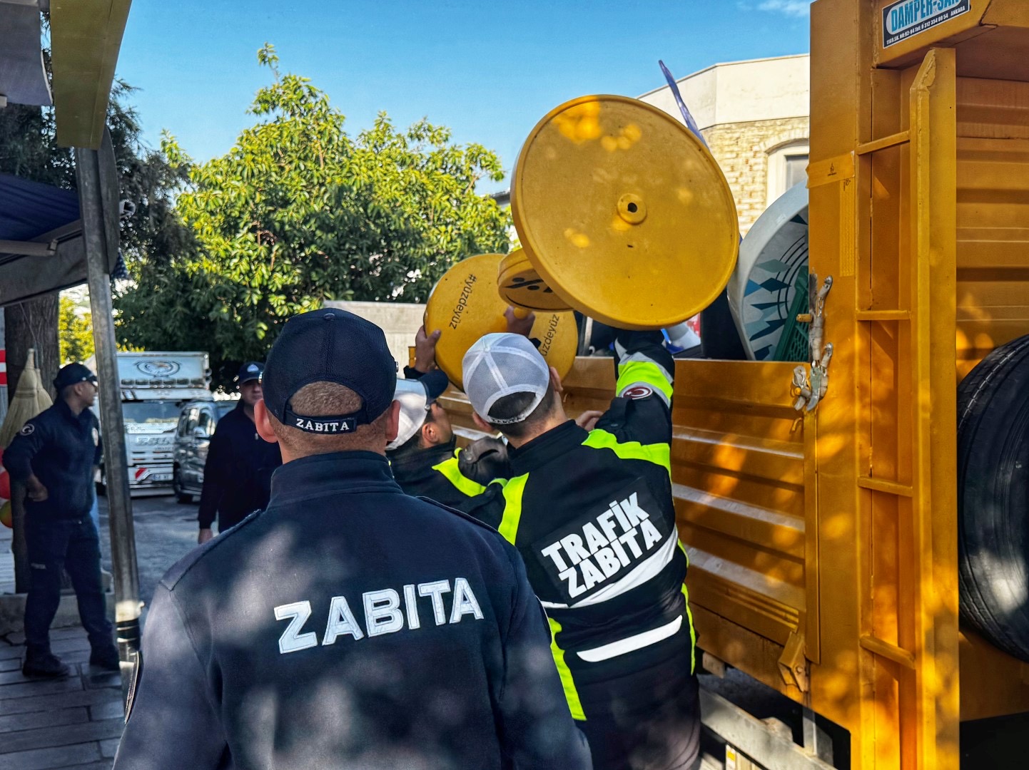 Bodrum’da Kamusal Alanlar İşgallerden Temizleniyor