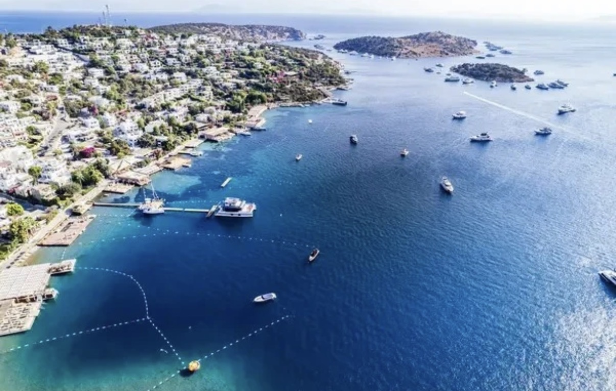 Kültür ve Turizm Bakanlığı, Bodrum ve Antalya'daki denize sıfır arazilerin tahsisi için duyuru yaptı