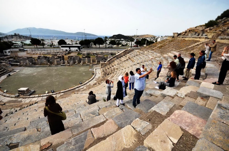 ALMANLAR BODRUM’A HAYRAN KALDI