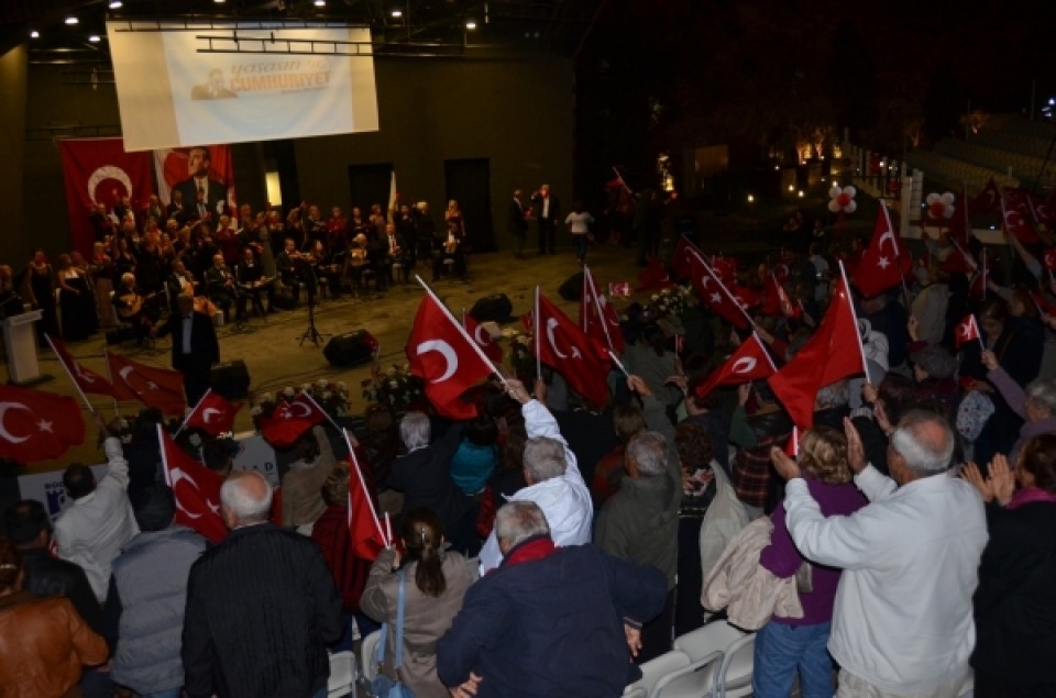 Cumhuriyet Kutlamaları Konserle Sürdü