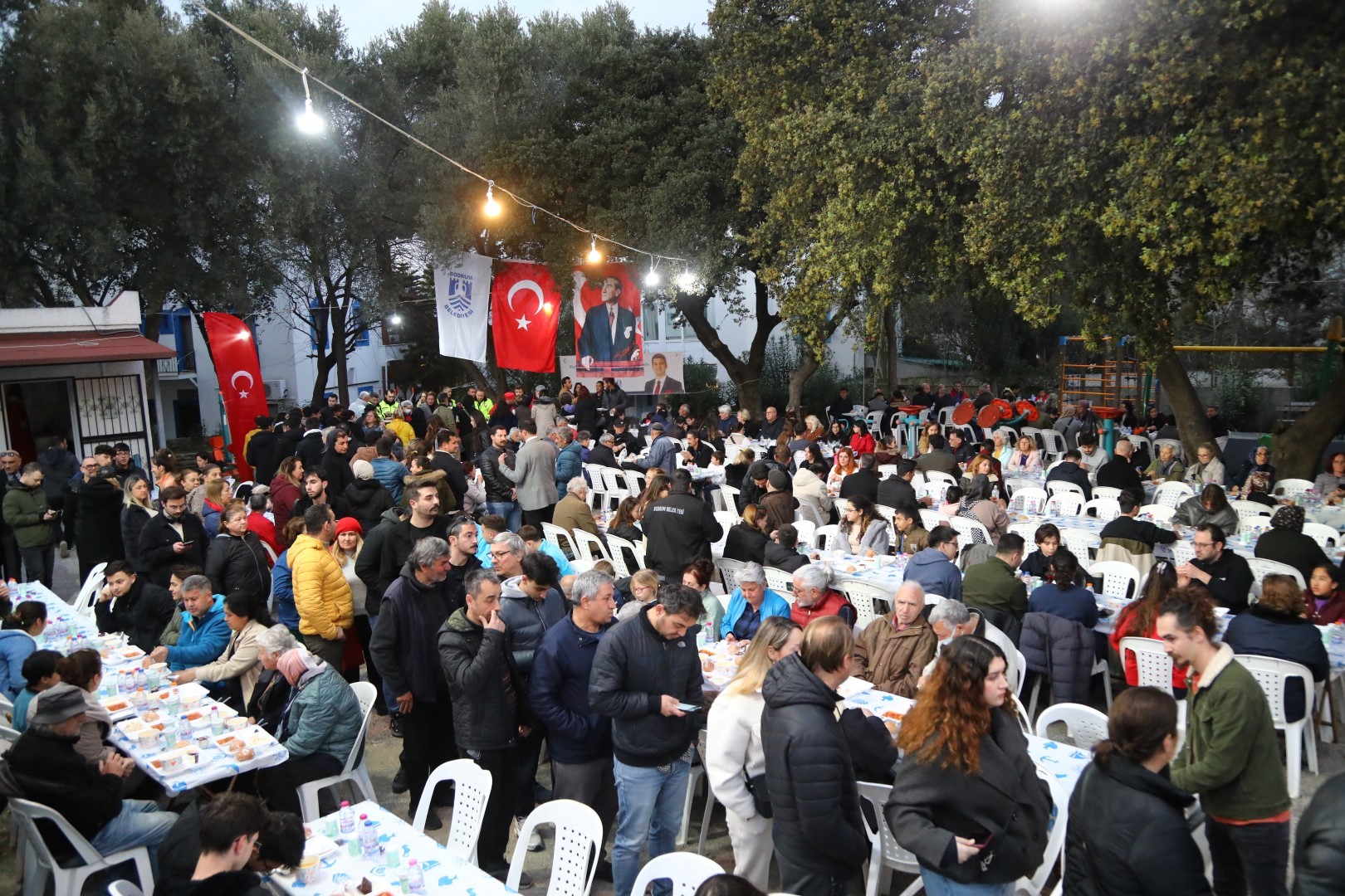 Bodrum Belediyesi'nin iftar programları sürüyor