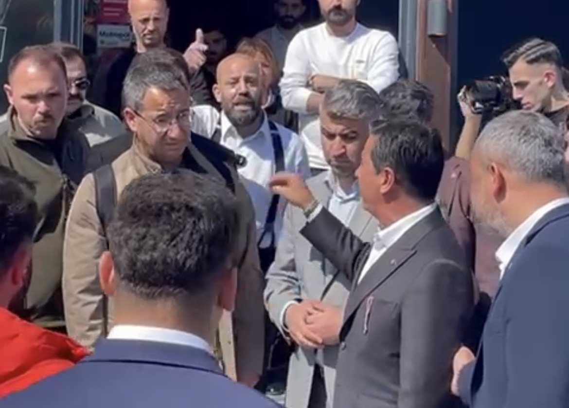 İYİ Parti Adayı Süer ile Bodrum Belediye Başkanı Ahmet Aras’ın tartışması olay oldu! 