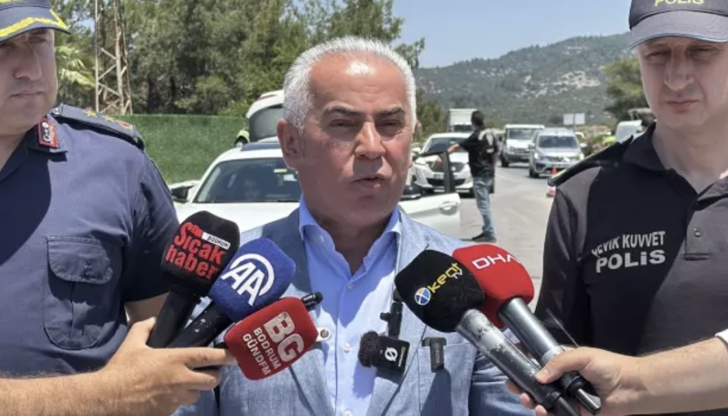 Tatilciler Bodrum’a giriş yapıyor 