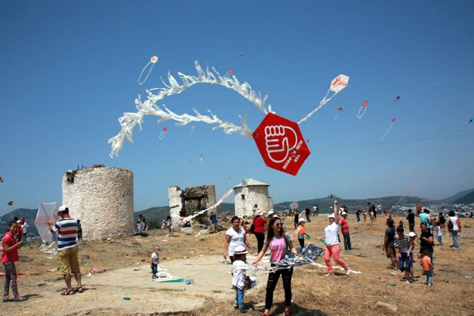 BODRUM GÖKLERİ RENGARENK