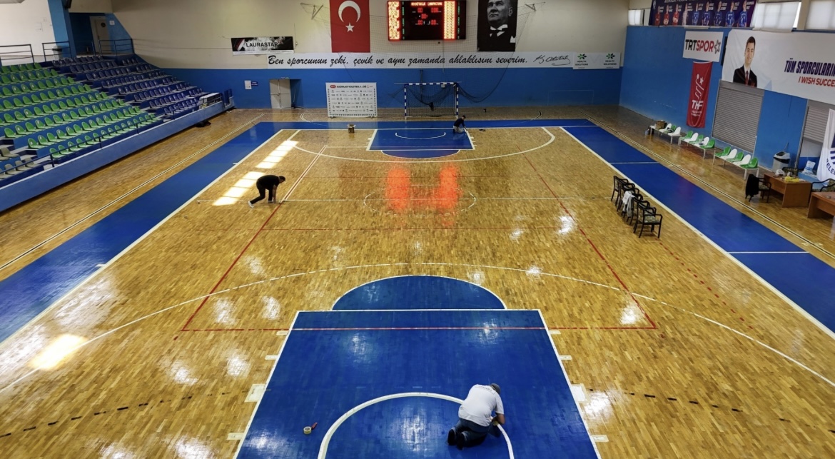 Binnaz Karakaya Spor Salonu'nda çalışmalar tamamlandı