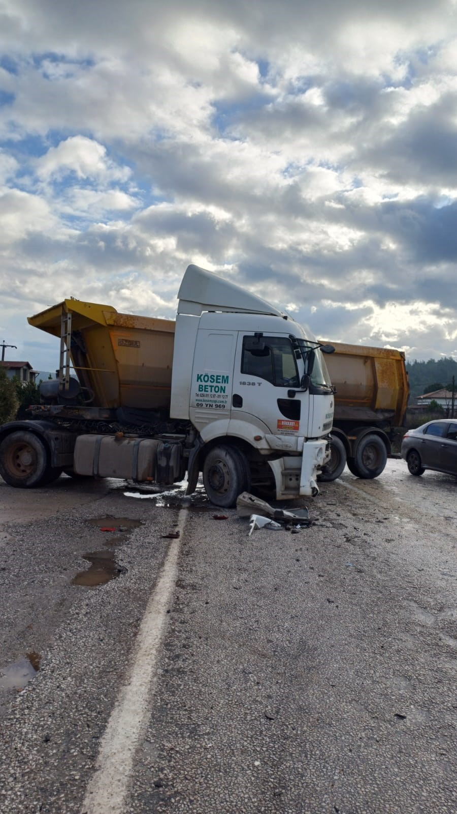 Bodrum'da trafik kazası: 1 ölü, 3 yaralı