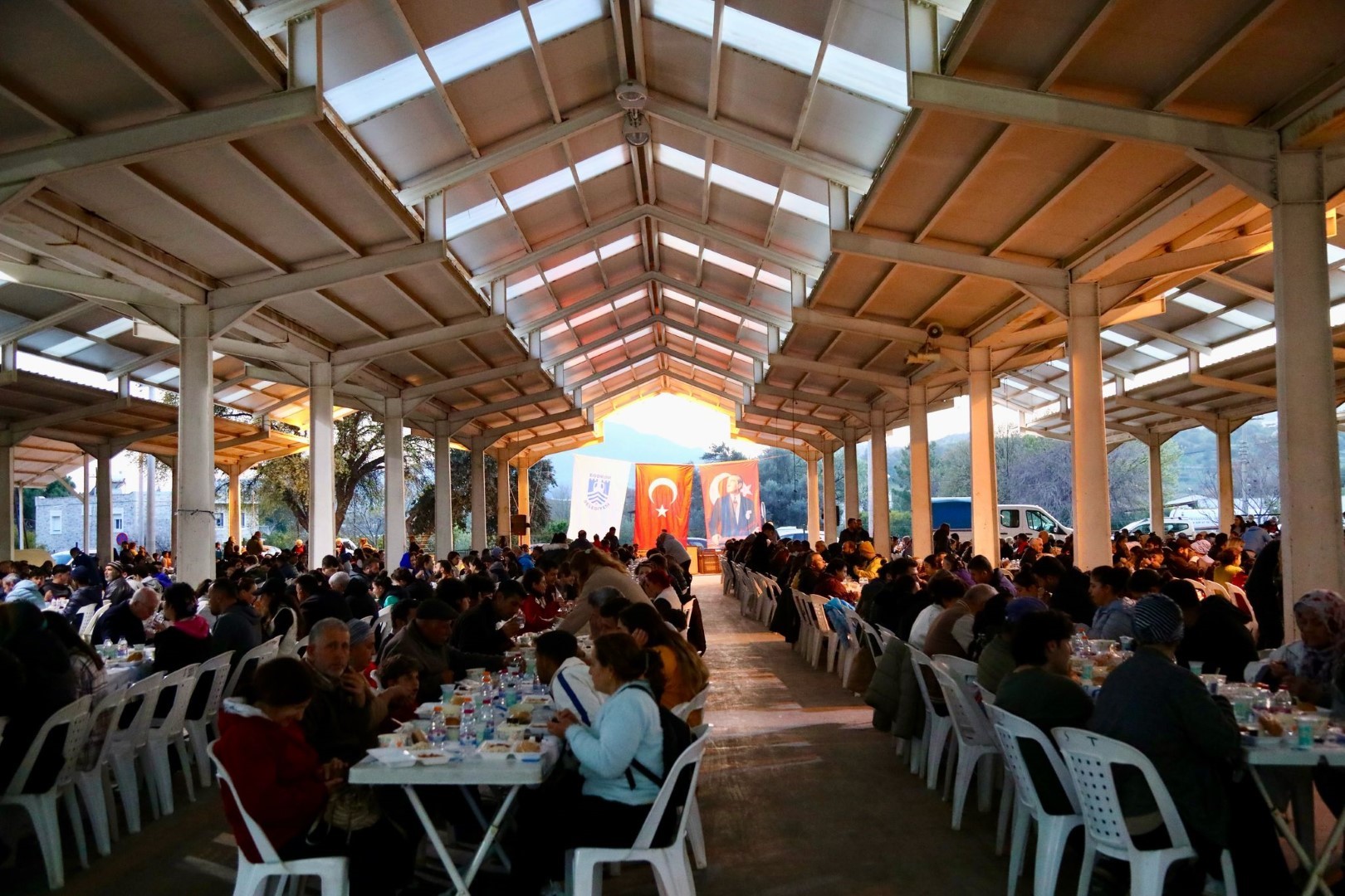 Bodrum Belediyesi'nin iftar programları sürüyor