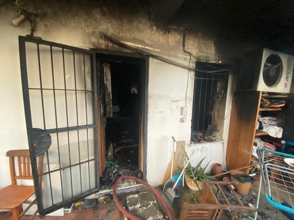  Bodrum'da evleri yanan vatandaşlar gözyaşlarına hakim olamadı