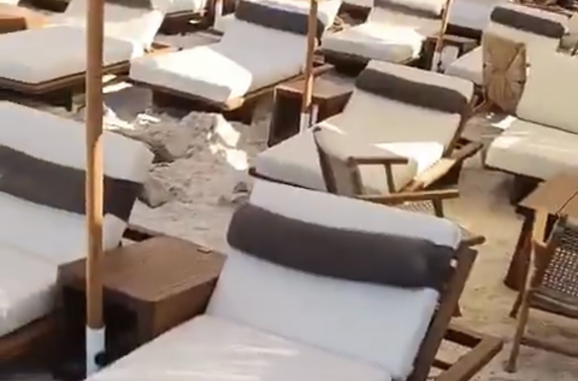 Bitez’de bir plajda kirlilik alarmı! 