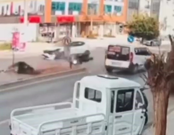 Bodrum'daki kaza güvenlik kamerasına yansıdı