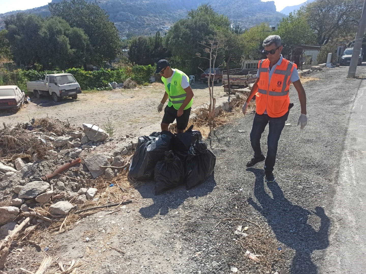 Temizlik seferberliği Gündoğan’da devam etti