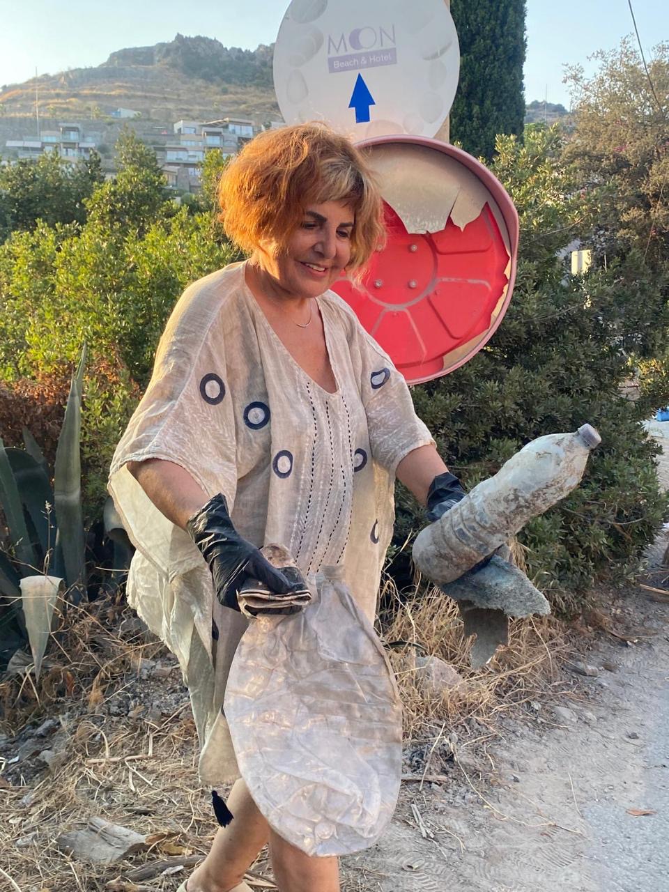 Yalıkavak'ta Denizden Çıktılar, Çevreyi Temizlediler