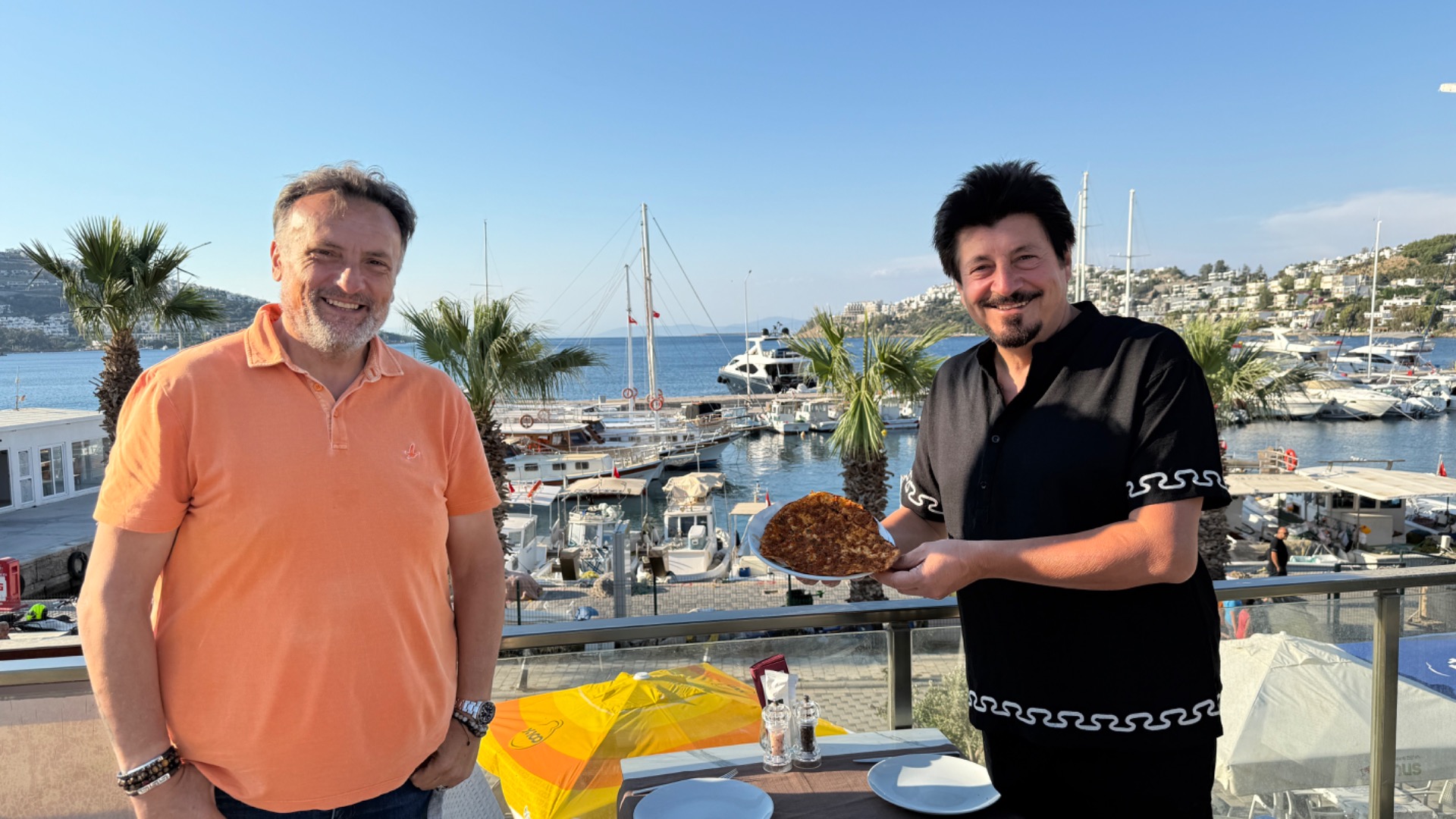 Bodrum'da 3 bin TL'lik lahmacun isyanı: ‘Altın tozuyla mı yapıyorlar?’