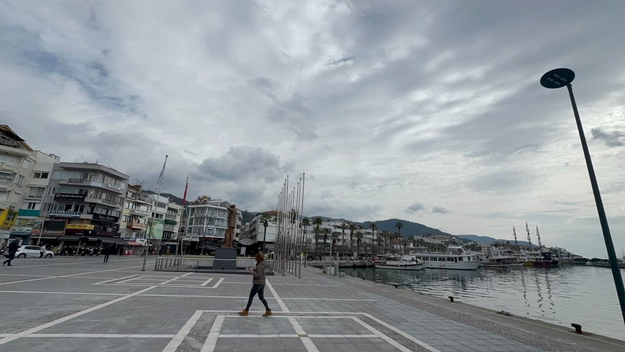 Muğlalılar Santorini’deki depremleri değerlendirdi: ‘Endişelenmiyoruz desek yalan olur’