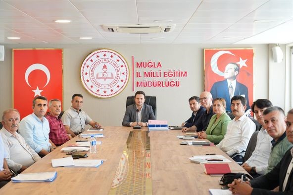 Öğrencilere daha iyi ulaşım imkanlarının sunulması için toplantı düzenlendi 