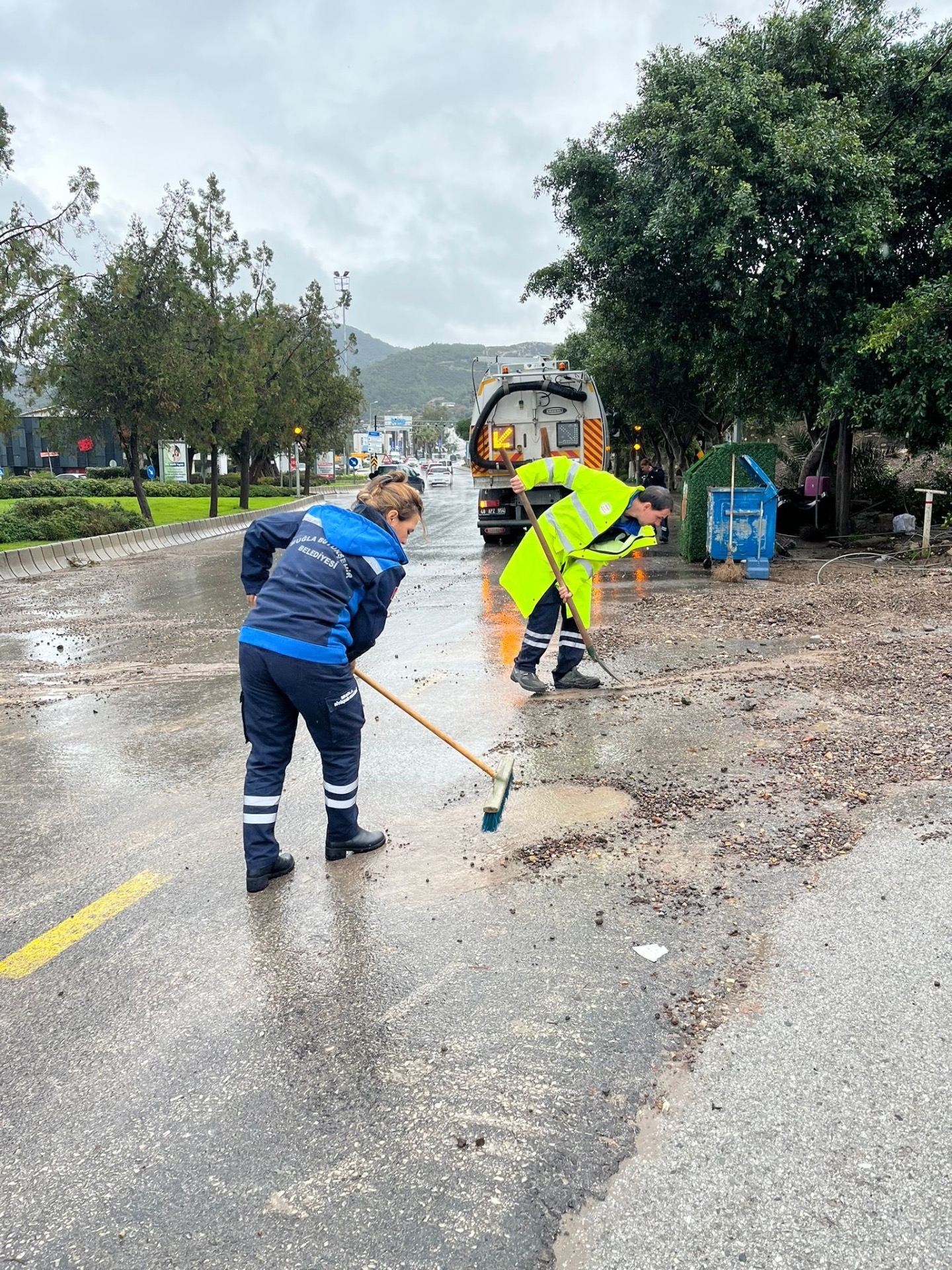 Bodrum sağanak yağmura teslim oldu