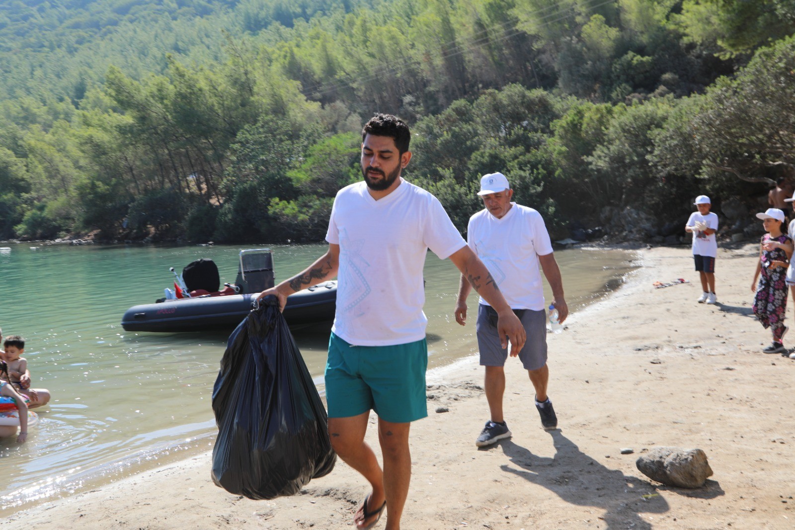  Cennet Koyu'nu pırıl pırıl yaptılar