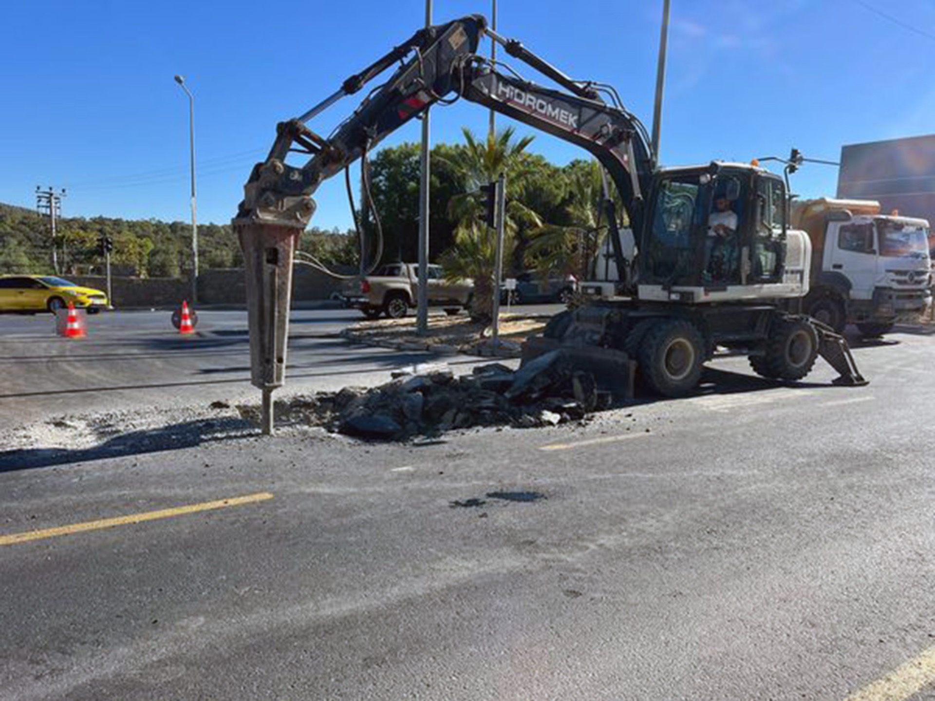 Sürekli patlayan Bodrum’un ana içme suyu hatlarında yenileme başladı