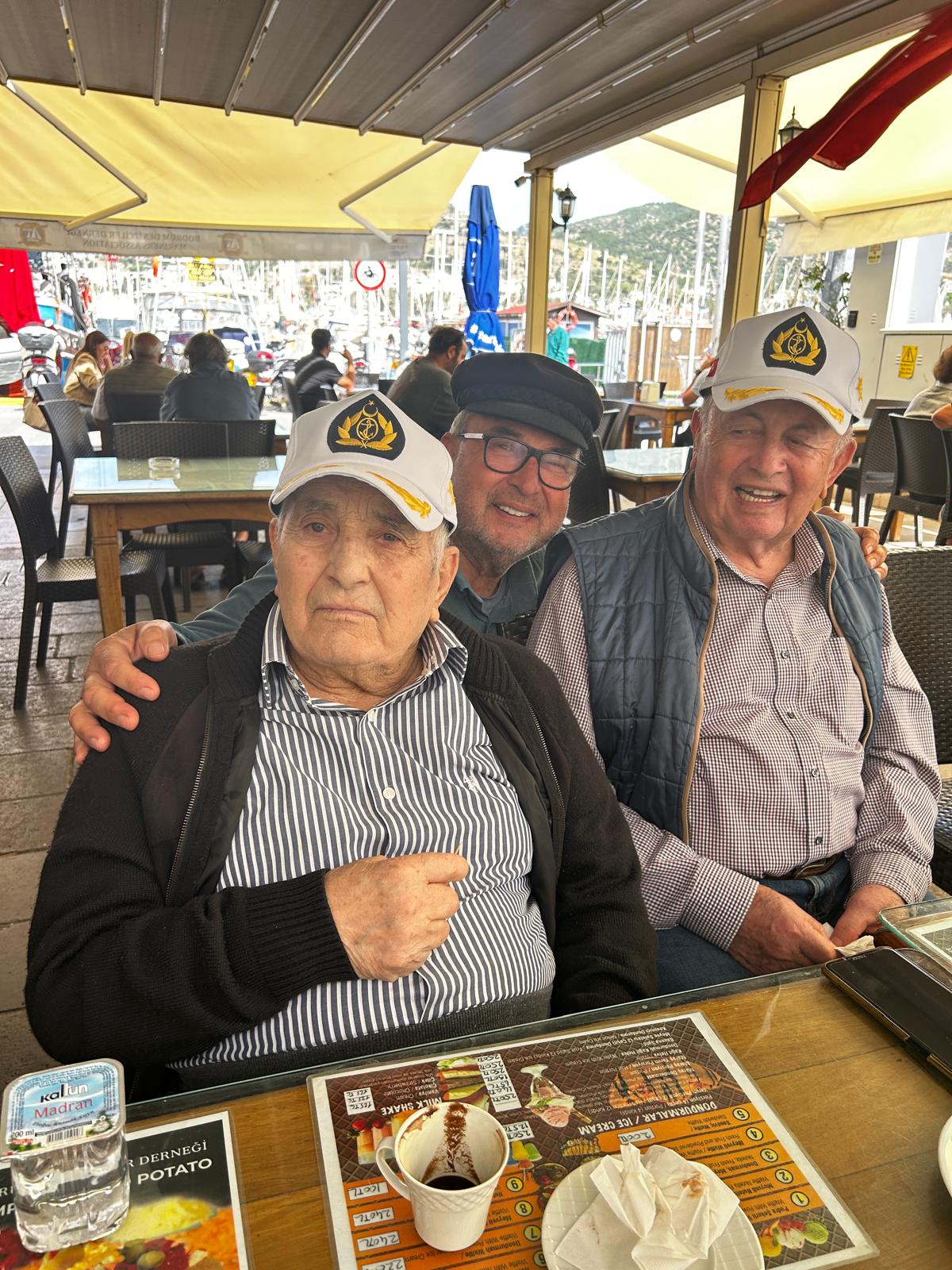 Bodrum Denizciler Derneği 80 Yaş Üzerindeki Üyelerini Kahvaltıda Ağırladı