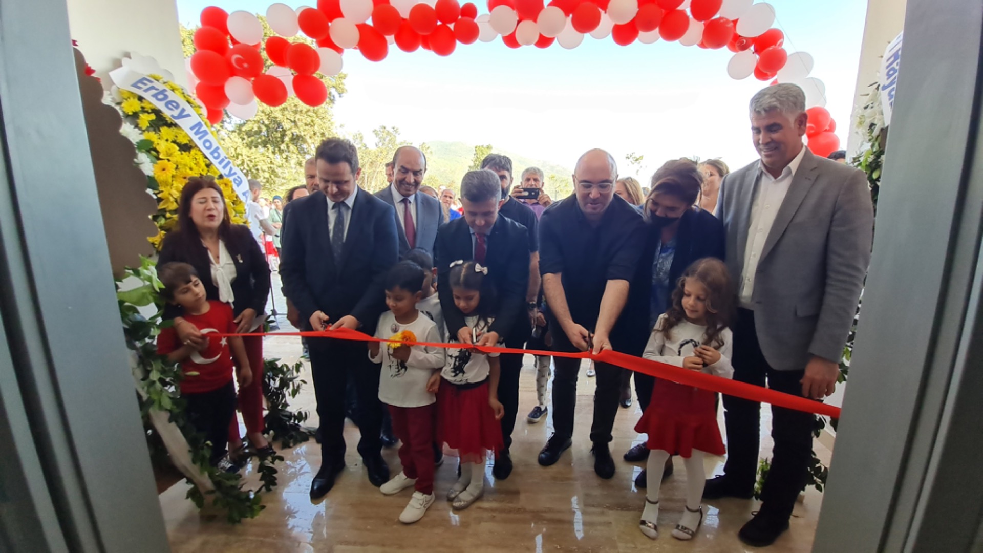  Bodrum’da 1 ayda 3 okul açıldı