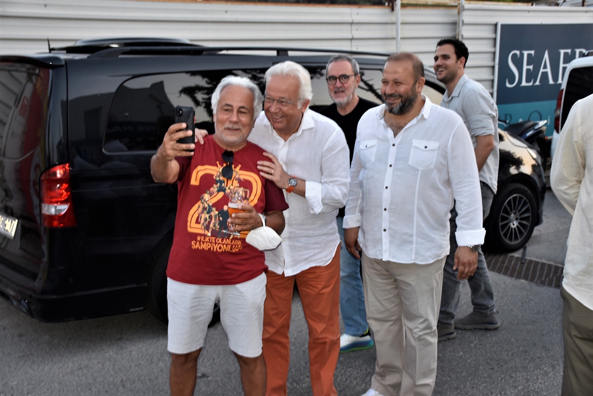 Eşref Hamamcıoğlu, Bodrum 1905 Galatasaraylılar Derneği üyeleriyle bir araya geldi