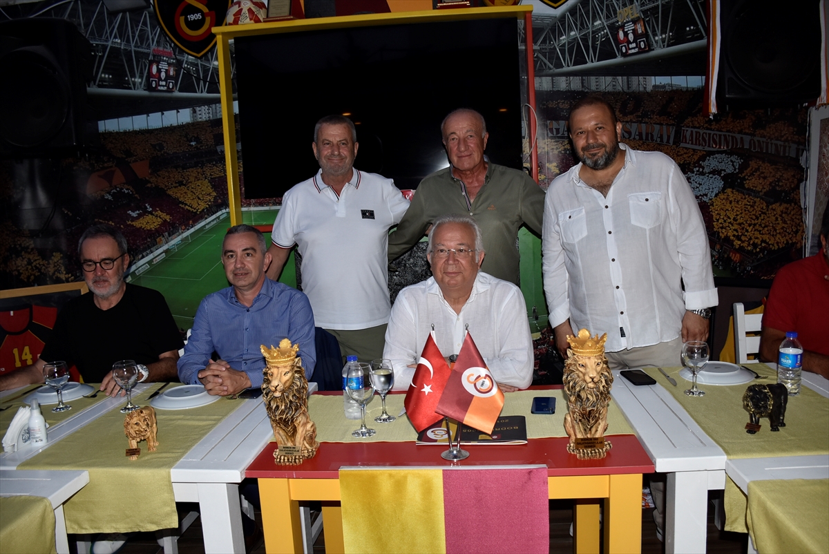 Eşref Hamamcıoğlu, Bodrum 1905 Galatasaraylılar Derneği üyeleriyle bir araya geldi