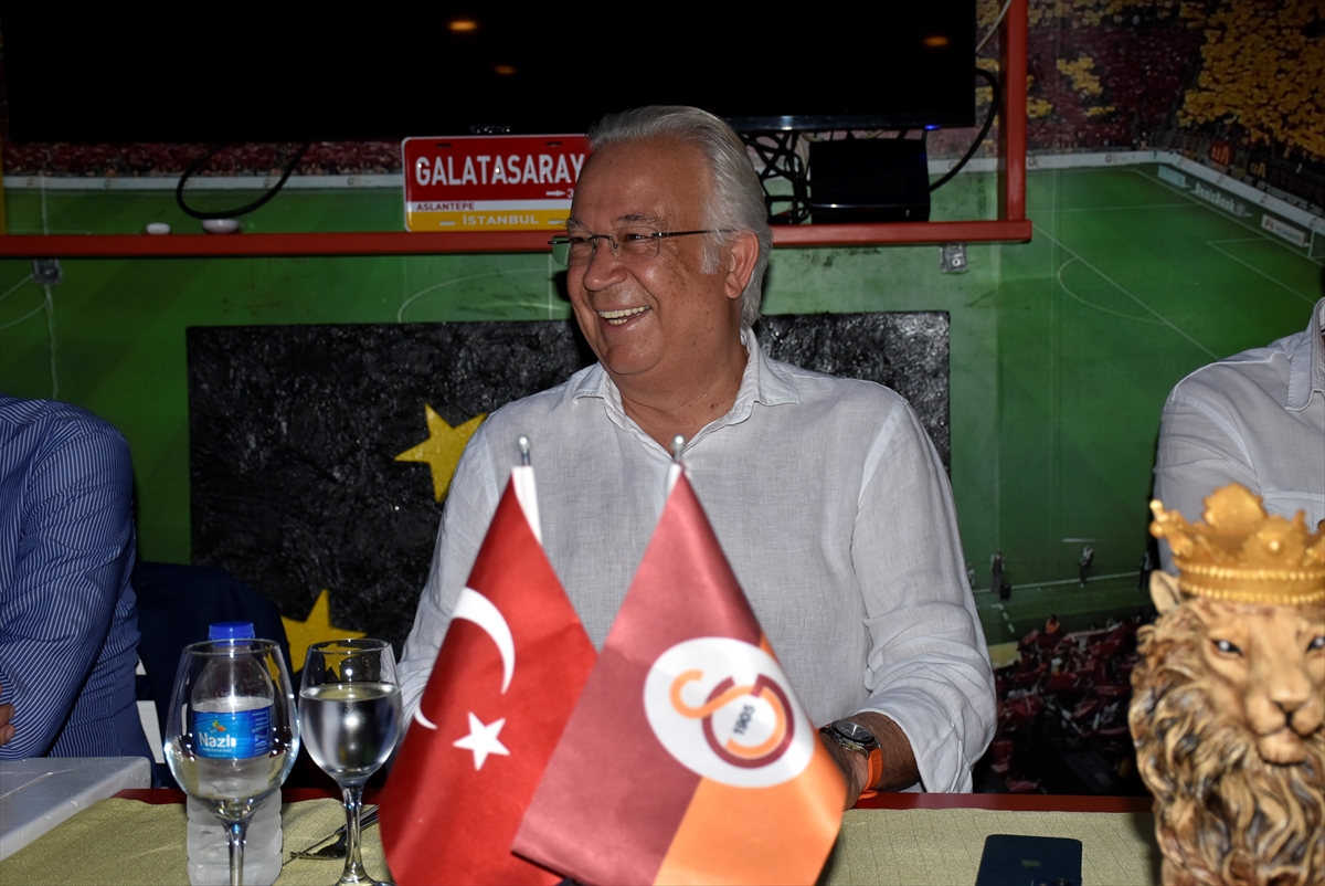 Eşref Hamamcıoğlu, Bodrum 1905 Galatasaraylılar Derneği üyeleriyle bir araya geldi