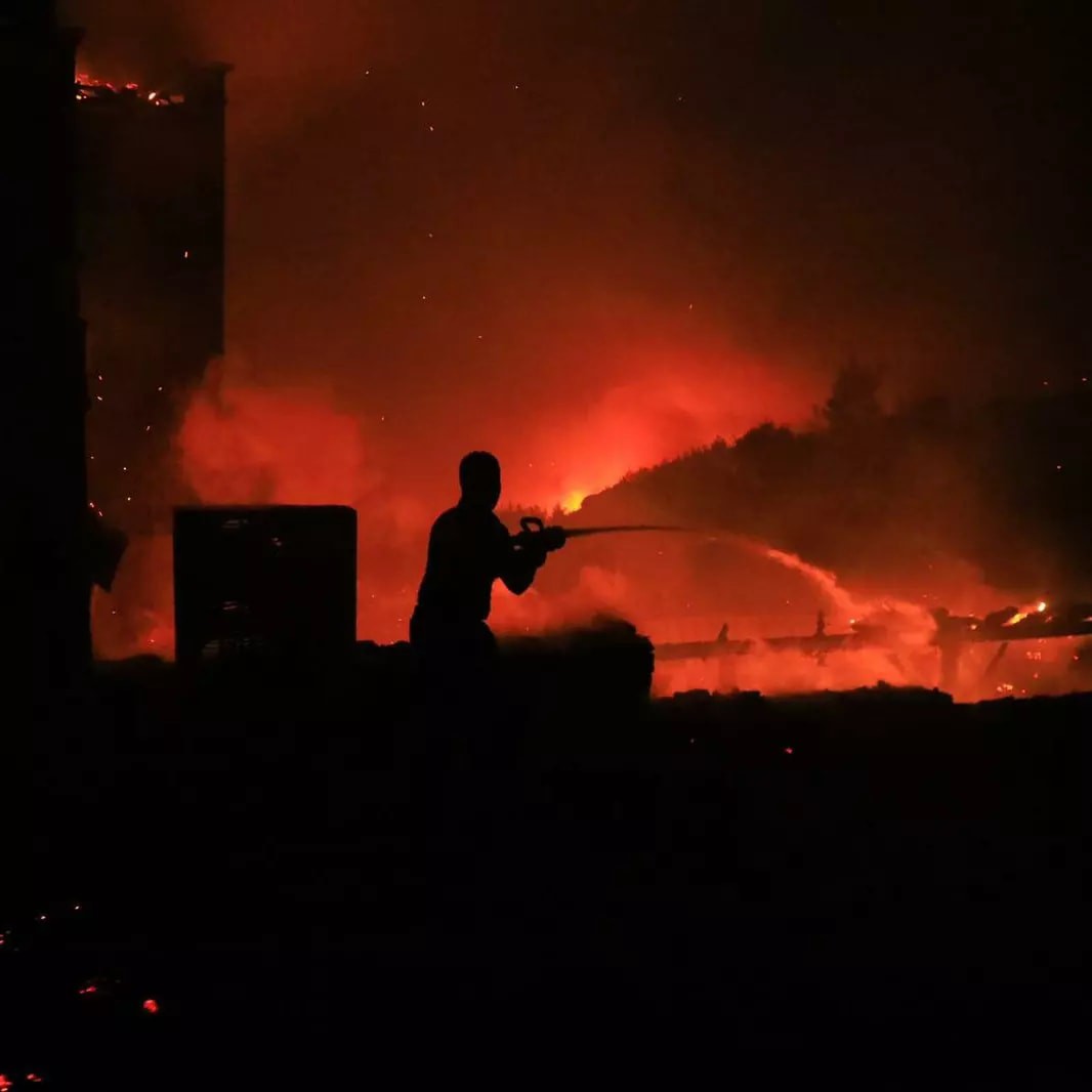 Datça'daki orman yangınından 17 konut olumsuz etkilendi: ‘3 bin 520 kişi tahliye edildi’  