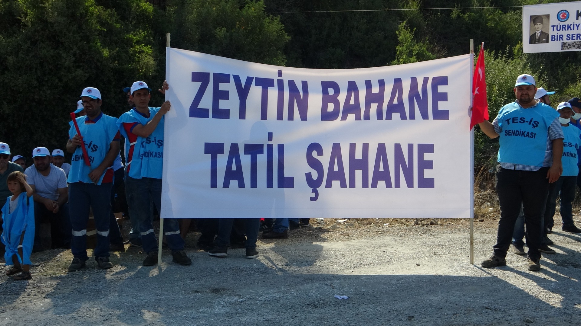 Milas'ta bu defa termik santral çalışanları ve yakınları eylem başlattı  