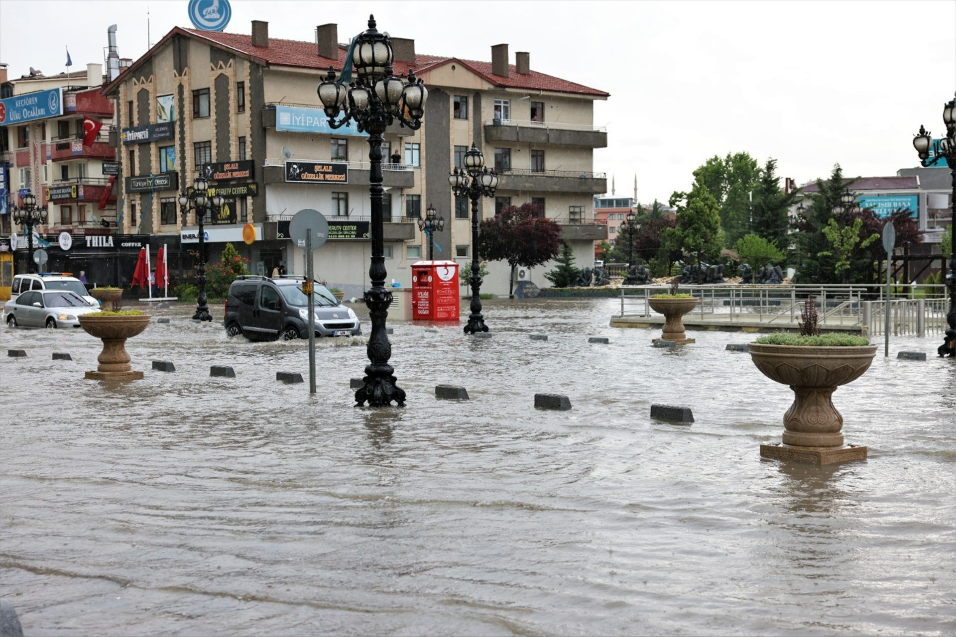 'Büyük şehirler iklim krizi hazırlığında sınıfta kaldı'