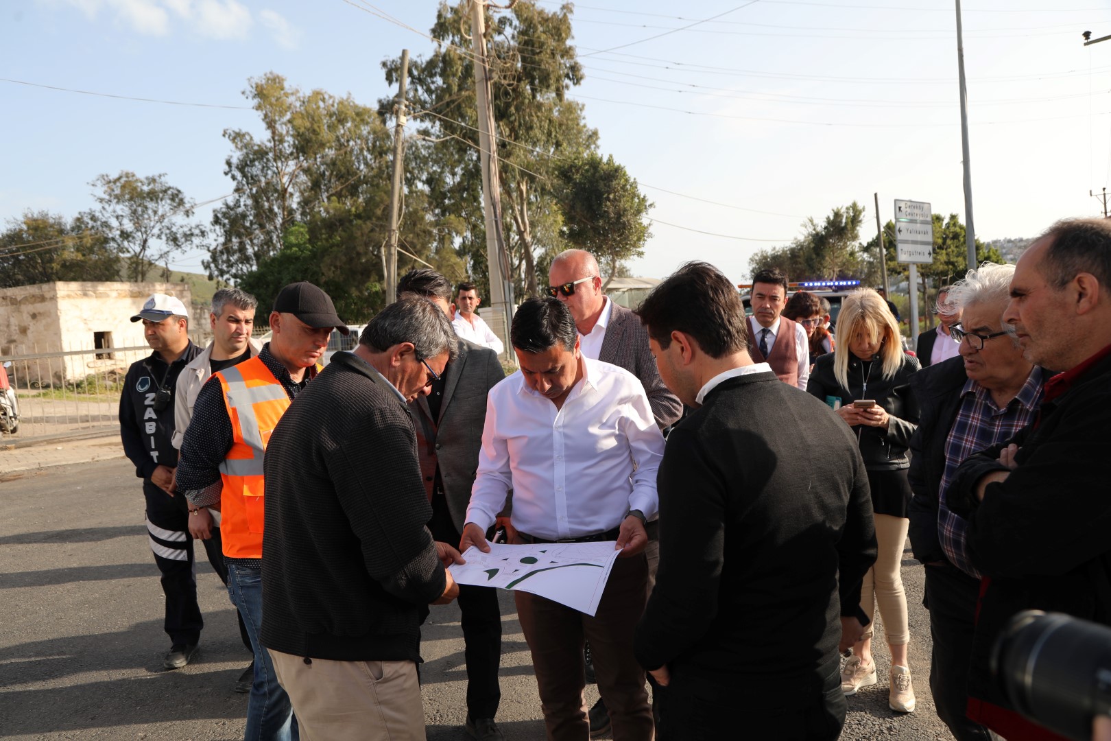 BODRUM’DA SEZON HAZIRLIKLARI… GÜMÜŞLÜK VE TÜRKBÜKÜ’NDE ÜST YAPI ÇALIŞMALARI SÜRÜYOR