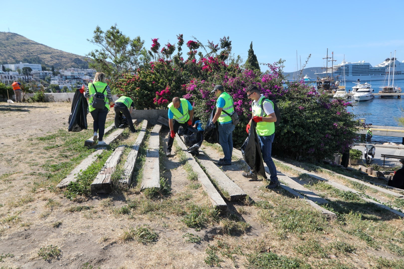 Temizlik seferberliğinde 27 ton atık toplandı