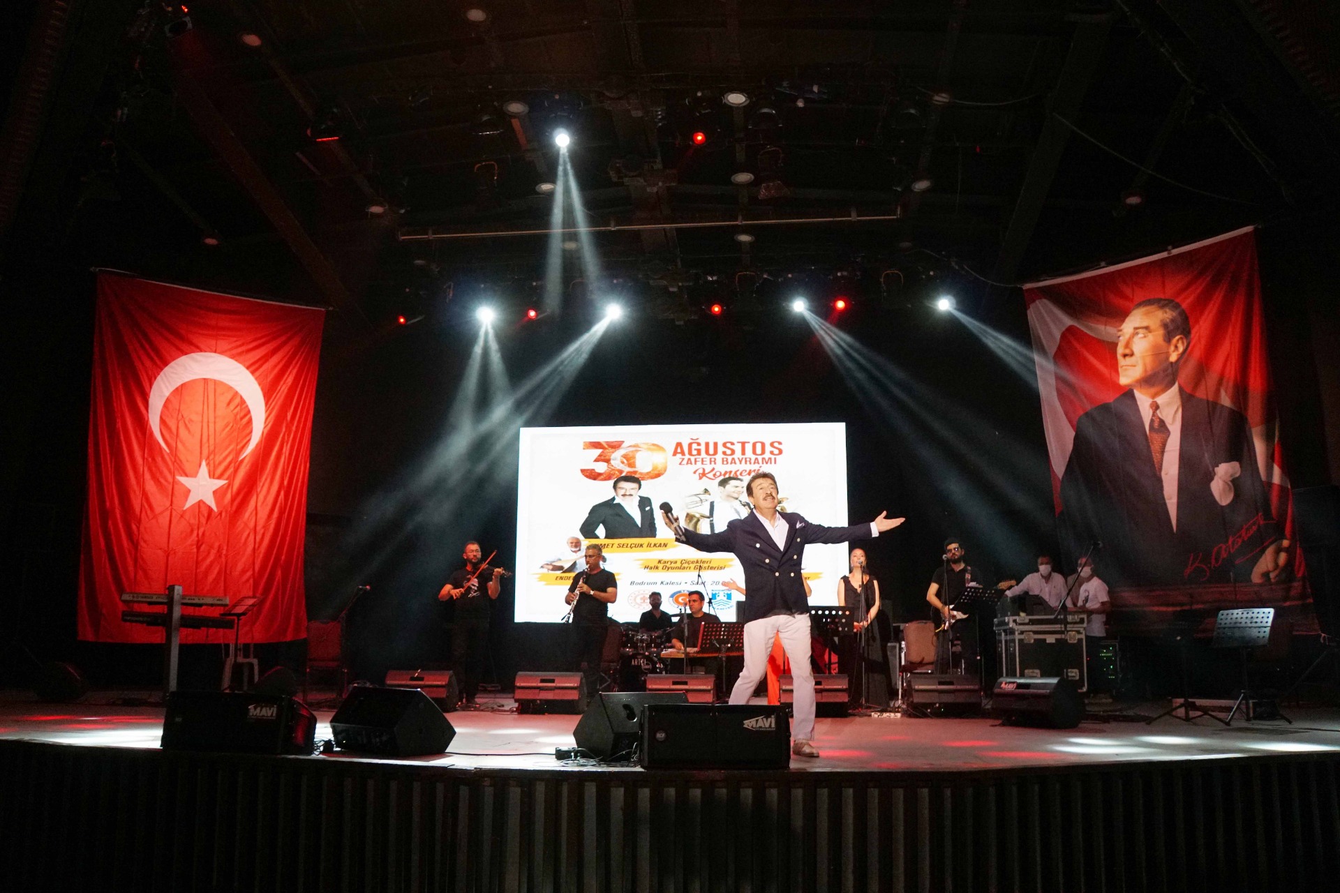 BÜYÜK ZAFERİN 99. YILI BODRUM'DA KONSERLE KUTLANDI