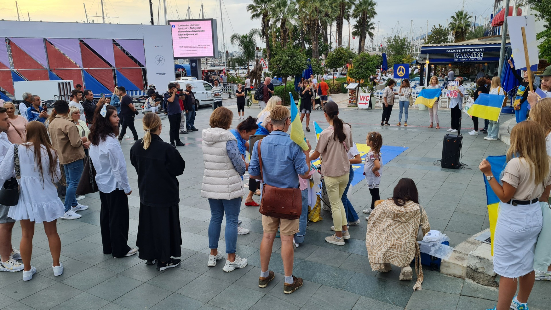 Bodrum'da yaşayan Ukraynalılardan bir protesto daha... 