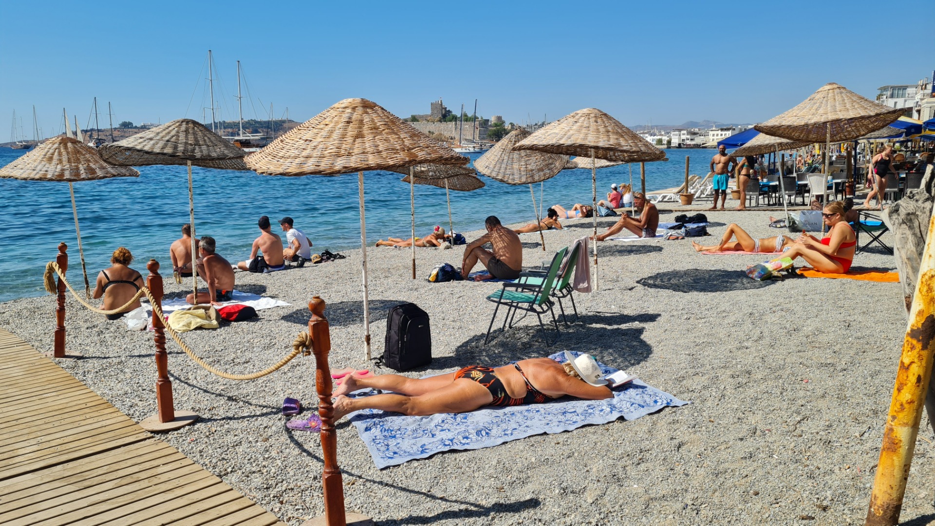 Bodrum'da sarı yaz keyfi yaşanıyor