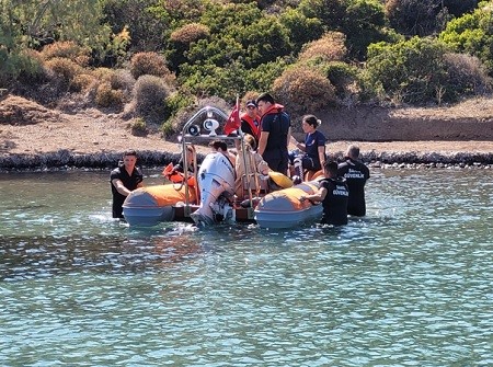 Bodrum Adaboğazı'nda yaralanan vatandaş bot ile limana getirildi