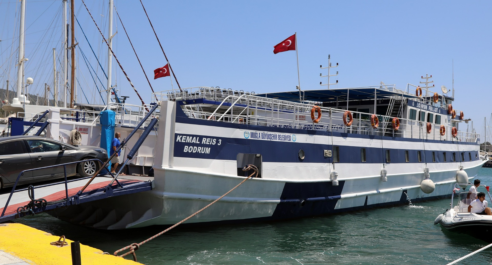 Bodrum-Datça feribot seferi ile 68 bin yolcu taşındı