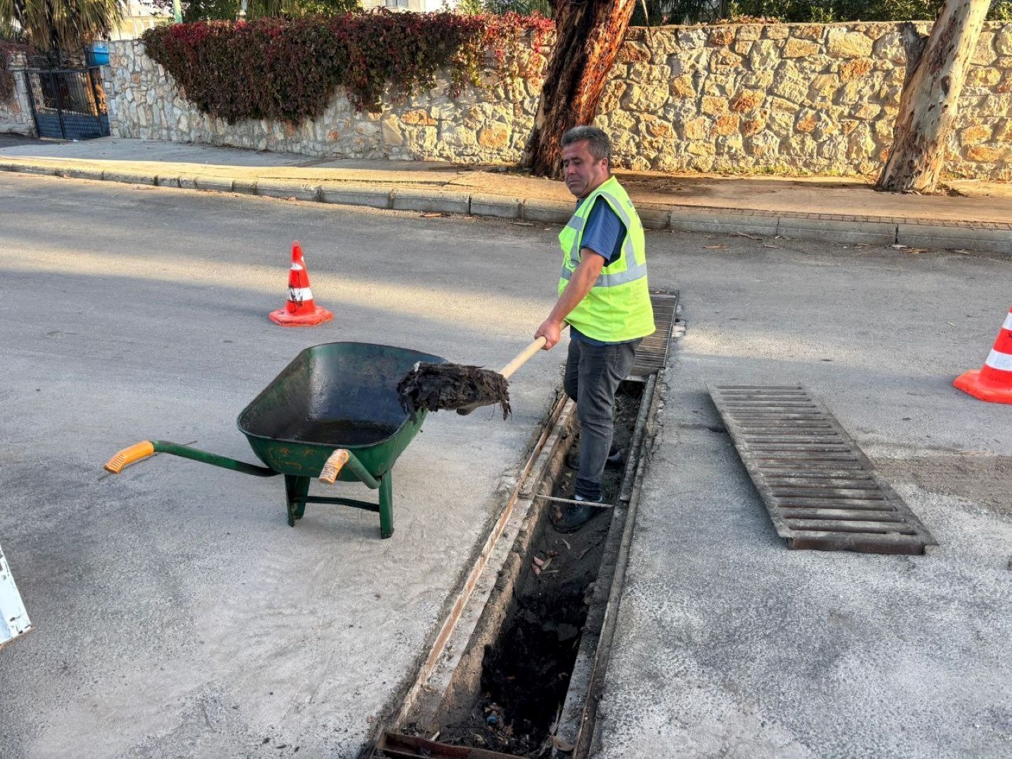 Bodrum'da yağmur hazırlıkları devam ediyor