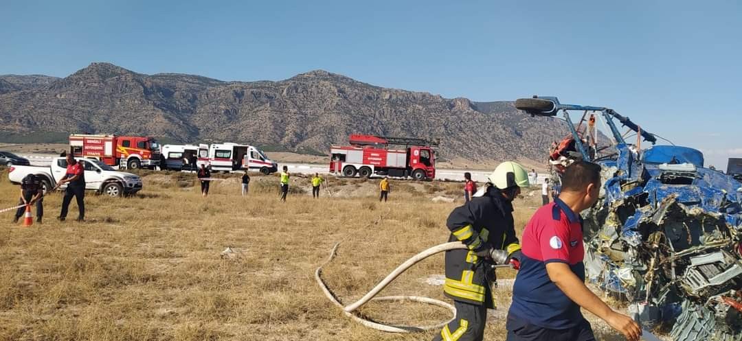 Yangın helikopteri kaza yaptı! 2 personel hayatını kaybetti
