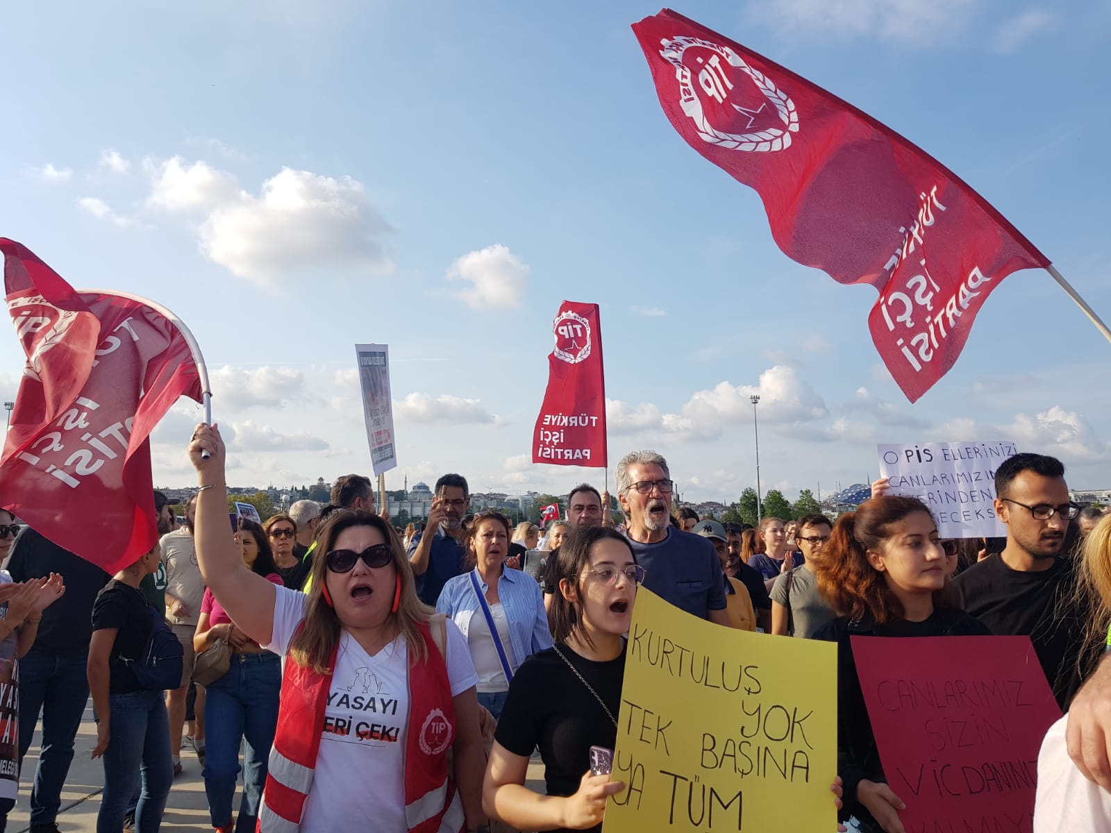 Yenikapı'da ‘Katliam Yasası'na Hayır’ mitingi