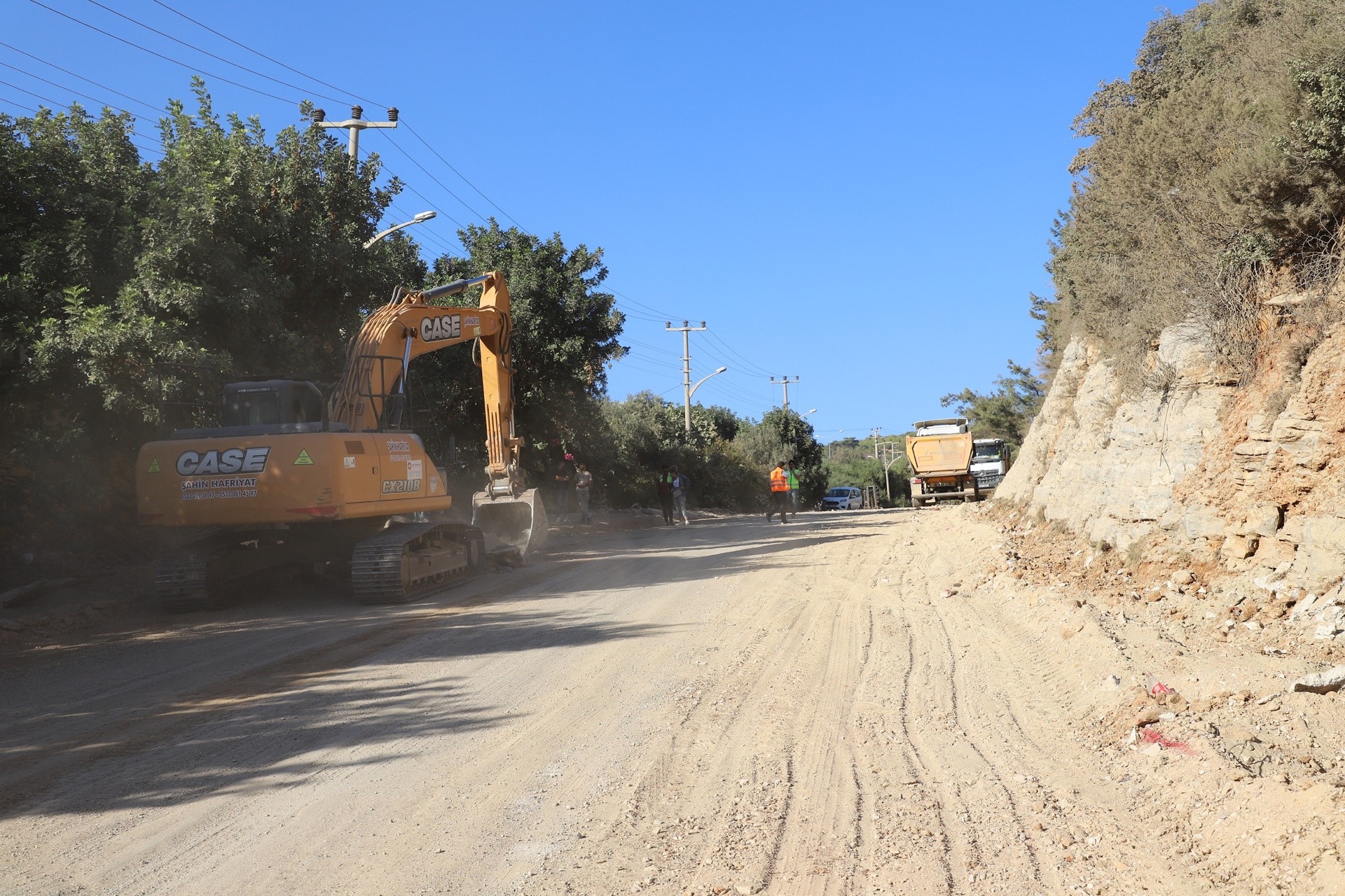 Mümtaz Ataman caddesinde yol ve kaldırım çalışmaları başlıyor