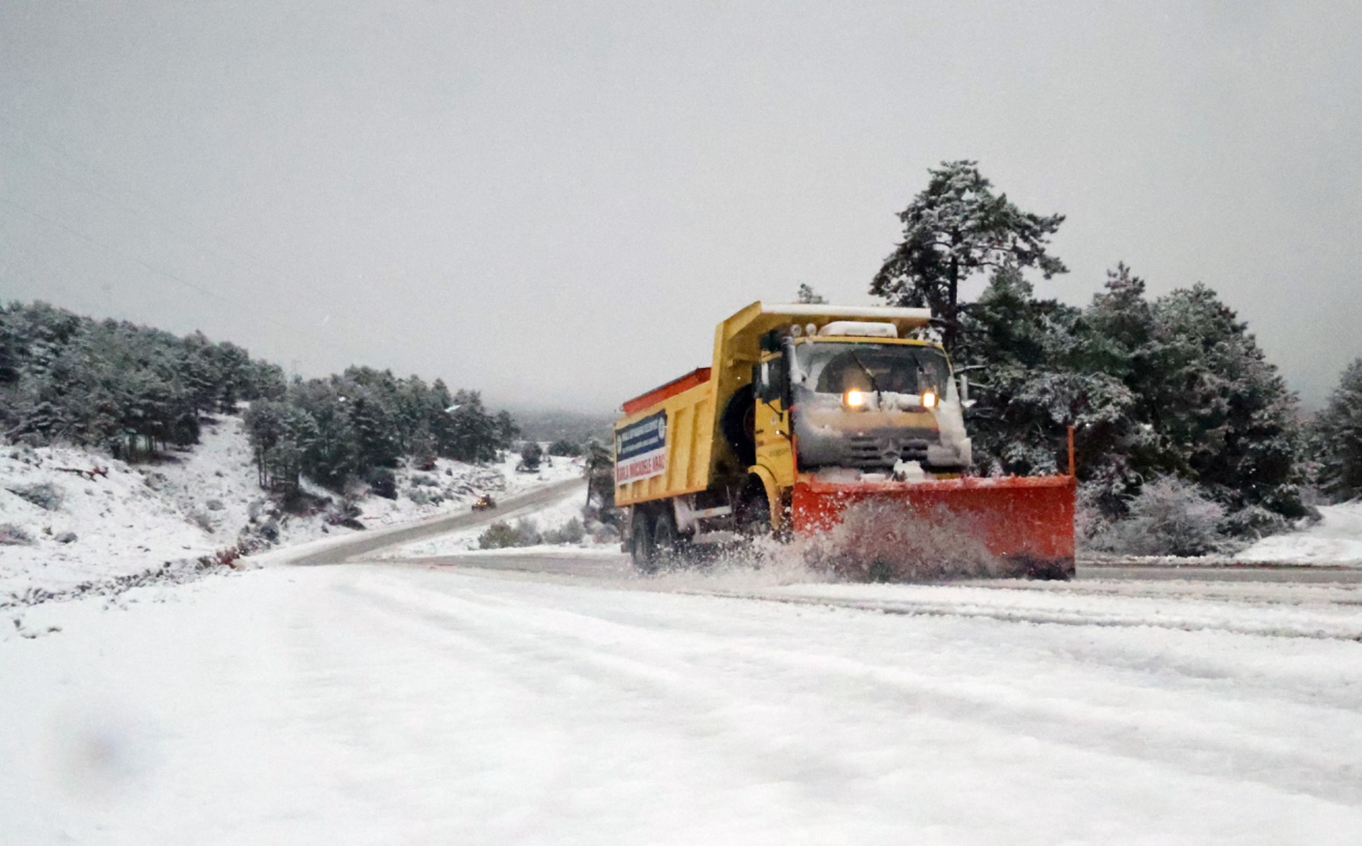 Muğla’nın yüksek kesimleri beyaza büründü