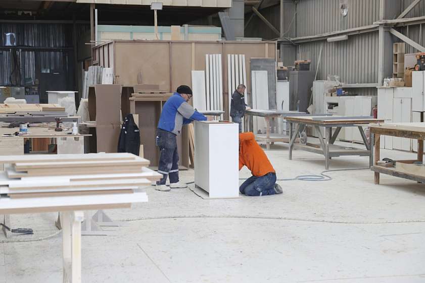 Bodrum'da yat imalatı kışın da aralıksız sürüyor