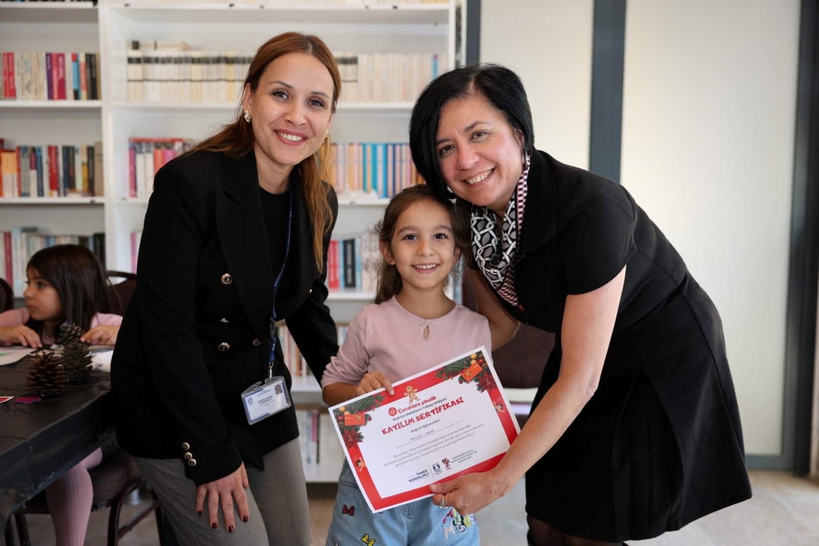 Belediyeden Çocuklara Yönelik Yılbaşı Atölyesi