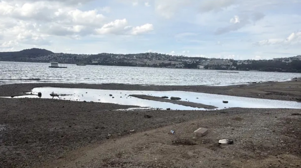 Bodrum’da korkutan görüntü. Deniz çekildi