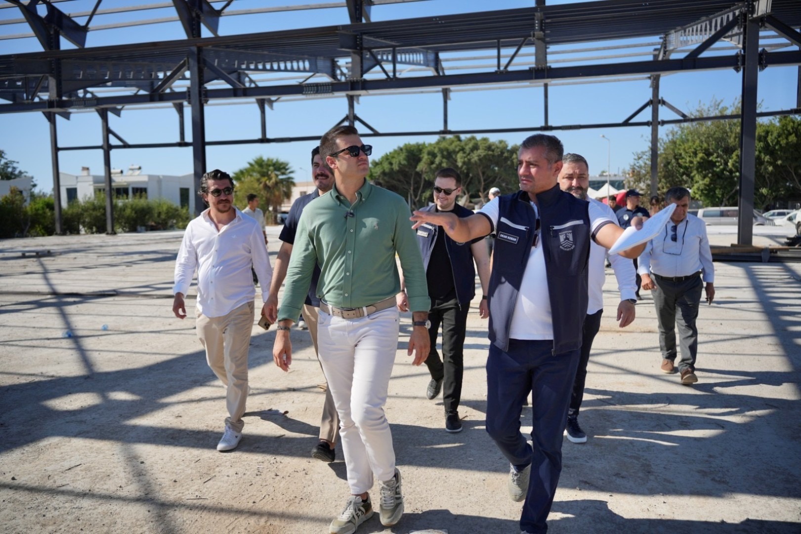 Başkan Mandalinci Yalıkavak’ta sahada 